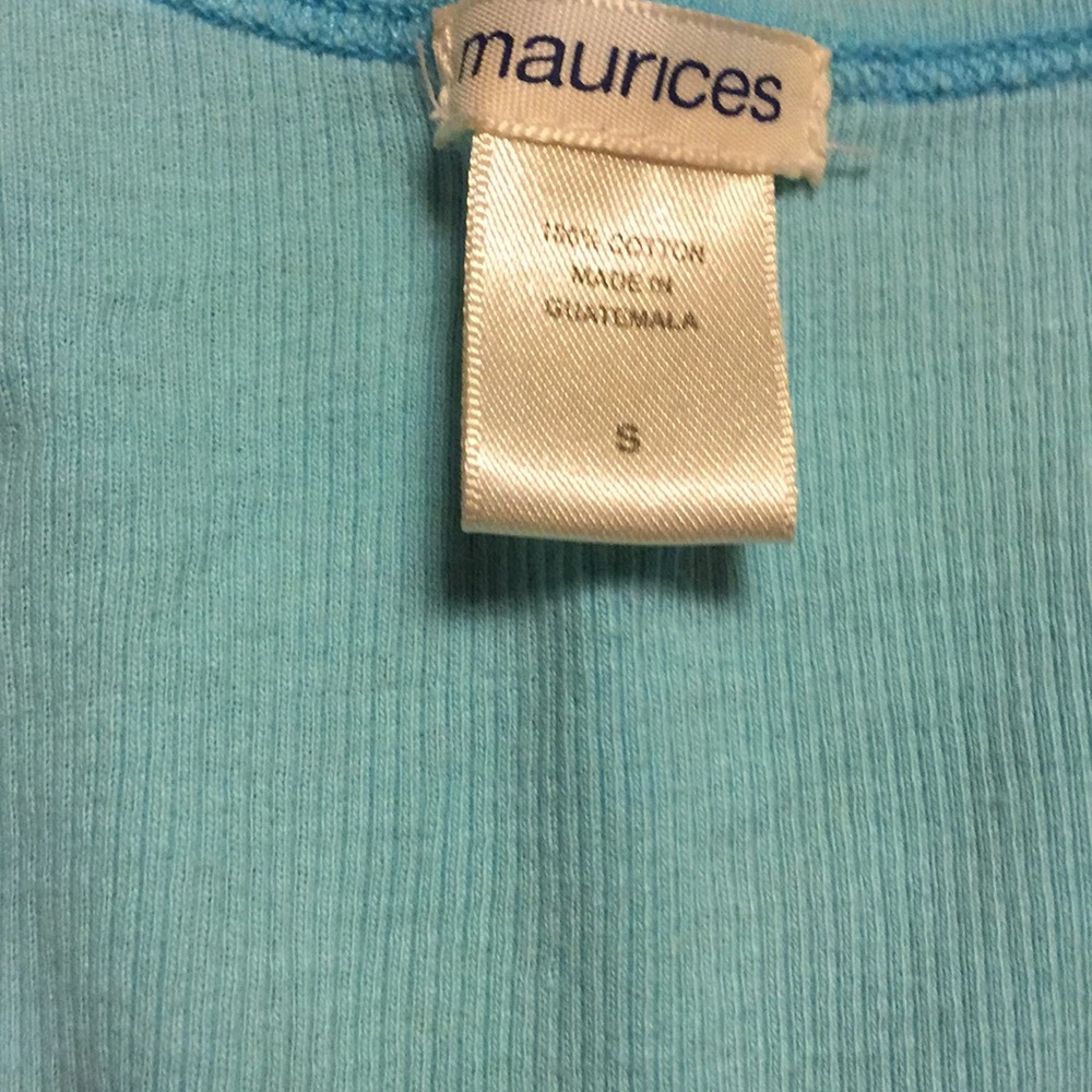 Shirt/Lot - Picture 6 of 8